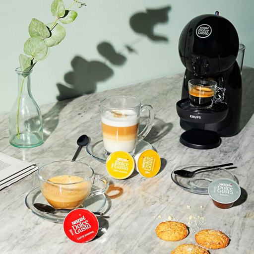 Macchina a capsule Nescafe Dolce Gusto piccola Krups XS foto di lato ambientata